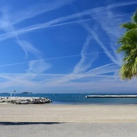 Diamant Bleu 1 * Six-Fours-les-Plages